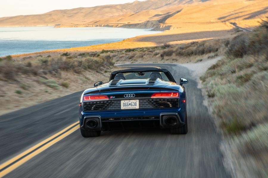  Audi R8 V10 Performance Spyder 2019 года  (NA) (фото 23 из 46)